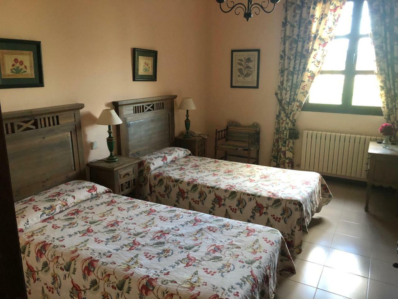 Hostal Las Paneras Ávila Εξωτερικό φωτογραφία